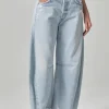 Horseshoe Jean Savahn