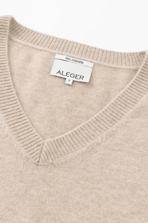 N.21 100% Cashmere Oversized High Low V Neck Champagne