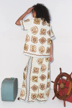 Relic Shirt Cream