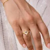 Reya Ring Gold With White Topaz